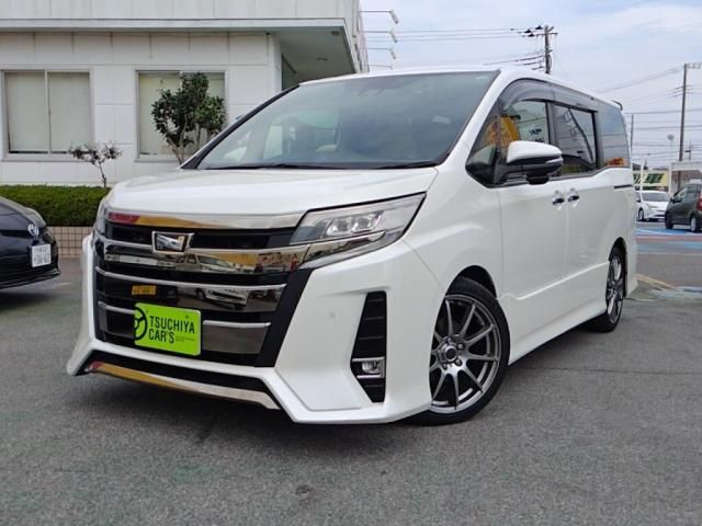 TOYOTA / NOAH