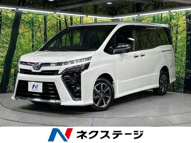 TOYOTA / VOXY 4WD