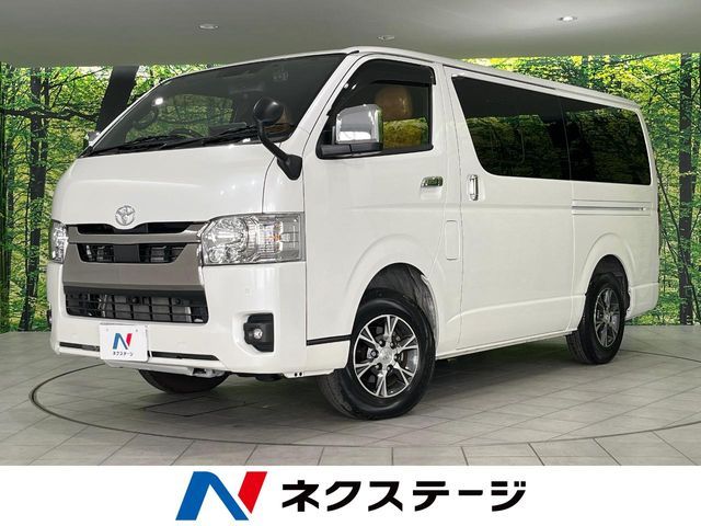 TOYOTA / HIACE van 4WD
