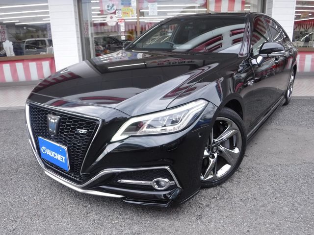 TOYOTA / CROWN sedan hybrid