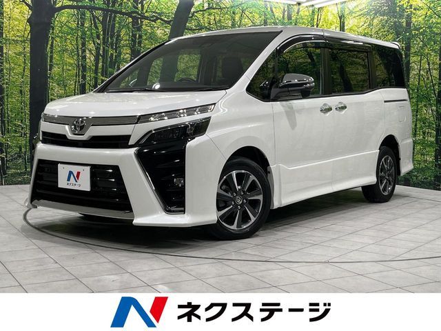 TOYOTA / VOXY 4WD