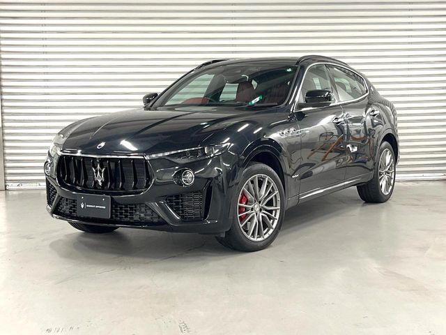 MASERATI / MASERATI Levante