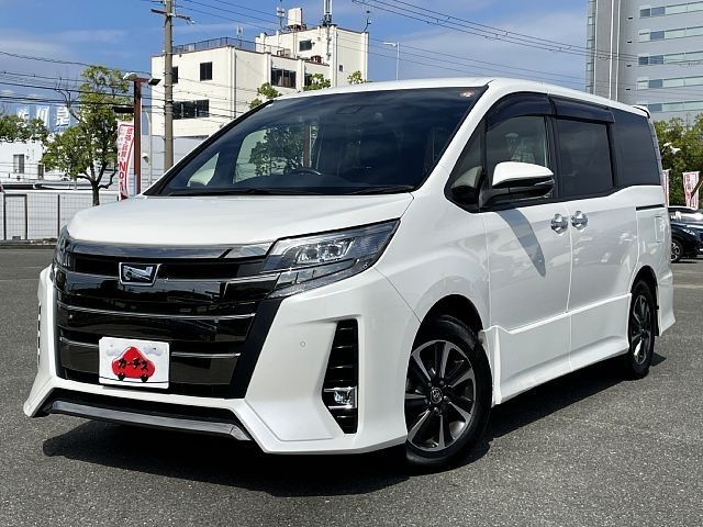 TOYOTA / NOAH