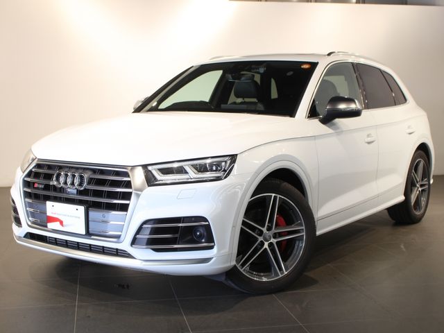 AUDI / AUDI SQ5