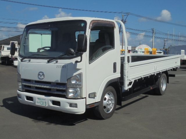 MAZDA / TITAN