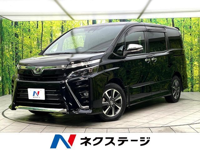 TOYOTA / VOXY