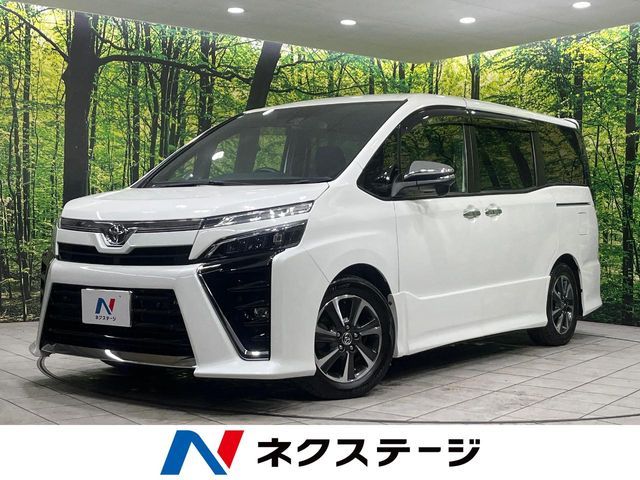 TOYOTA / VOXY 4WD
