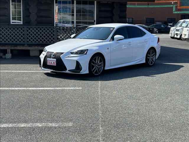 TOYOTA / LEXUS IS200t