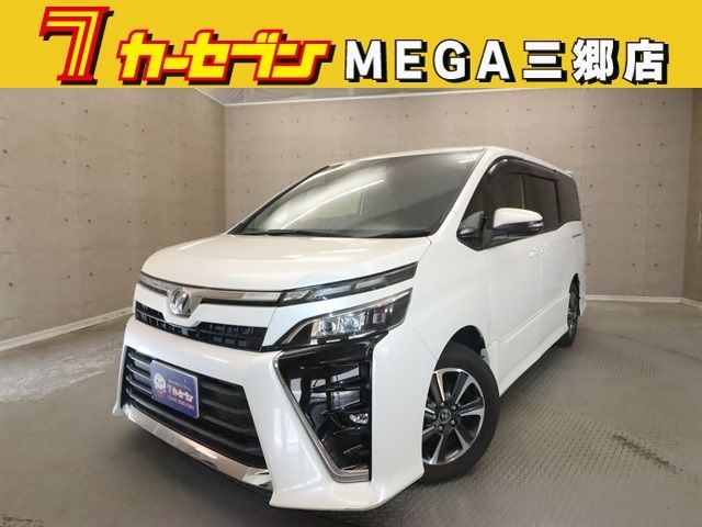 TOYOTA / VOXY