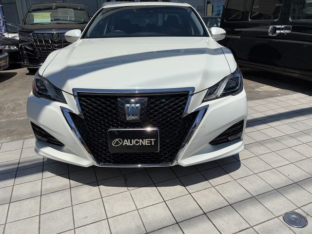 TOYOTA / CROWN sedan hybrid