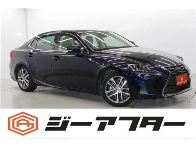TOYOTA / LEXUS IS300h