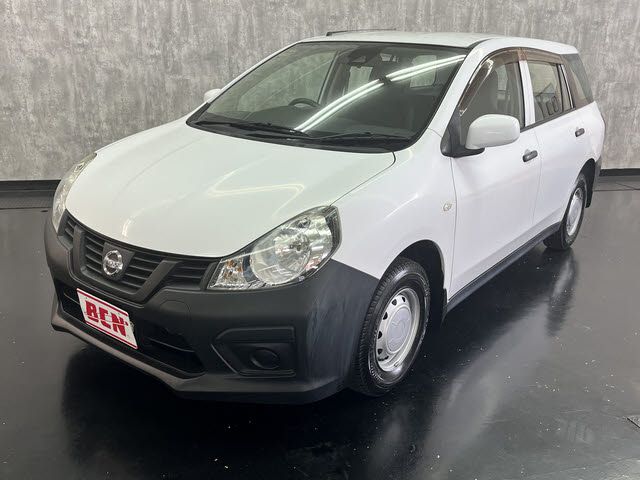 NISSAN / NV150 AD 2WD
