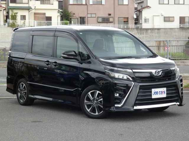 TOYOTA / VOXY