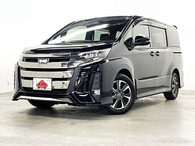 TOYOTA / NOAH
