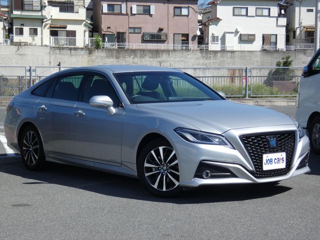 TOYOTA / CROWN sedan hybrid