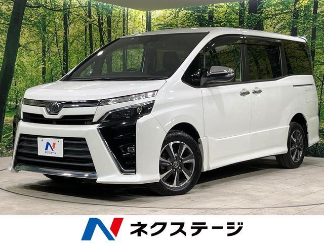 TOYOTA / VOXY 4WD