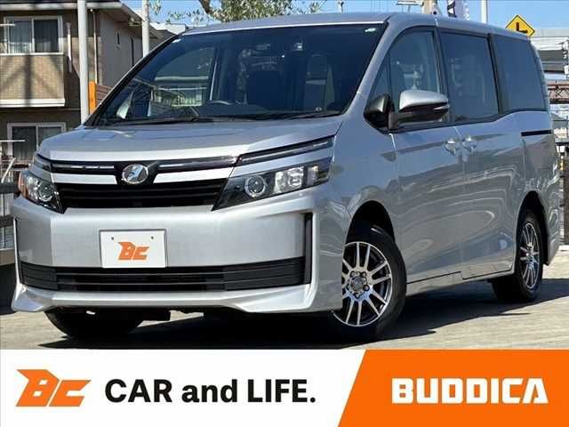 TOYOTA / VOXY