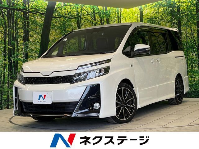 TOYOTA / VOXY