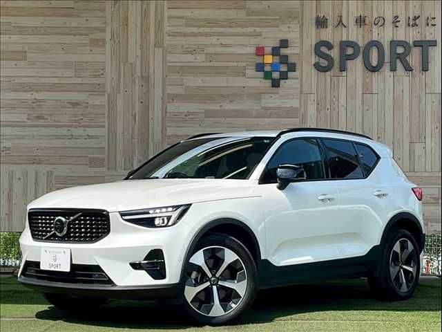 VOLVO / VOLVO XC40