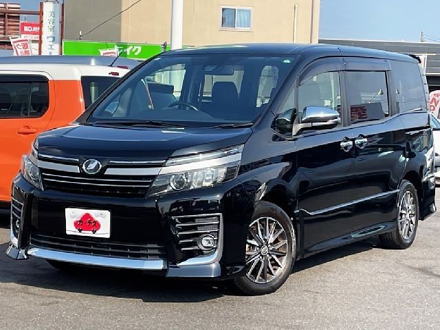 TOYOTA / VOXY
