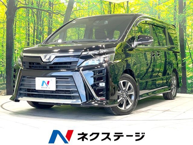 TOYOTA / VOXY