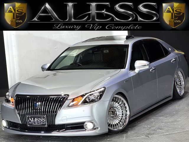 TOYOTA / CROWN MAJESTA HYBRID 4WD