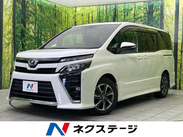 TOYOTA / VOXY