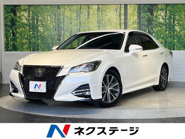 TOYOTA / CROWN sedan
