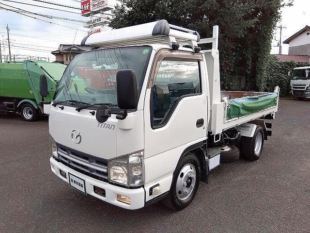 MAZDA / TITAN