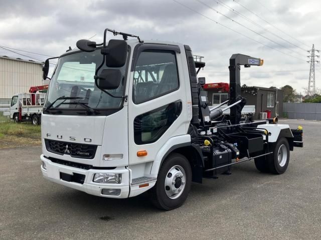 MITSUBISHI FUSOU / FIGHTER