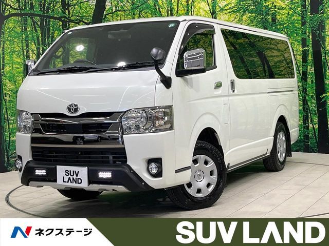 TOYOTA / HIACE van 4WD