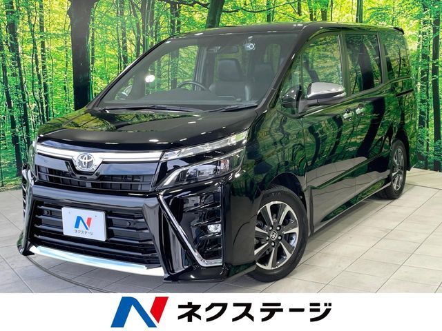 TOYOTA / VOXY