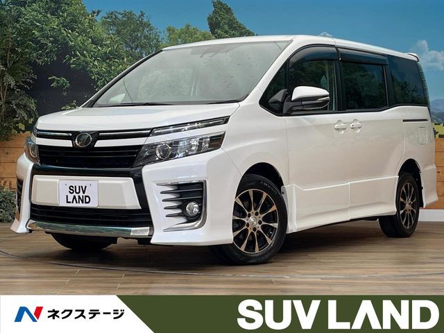 TOYOTA / VOXY 4WD