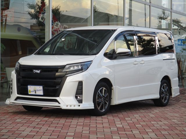 TOYOTA / NOAH