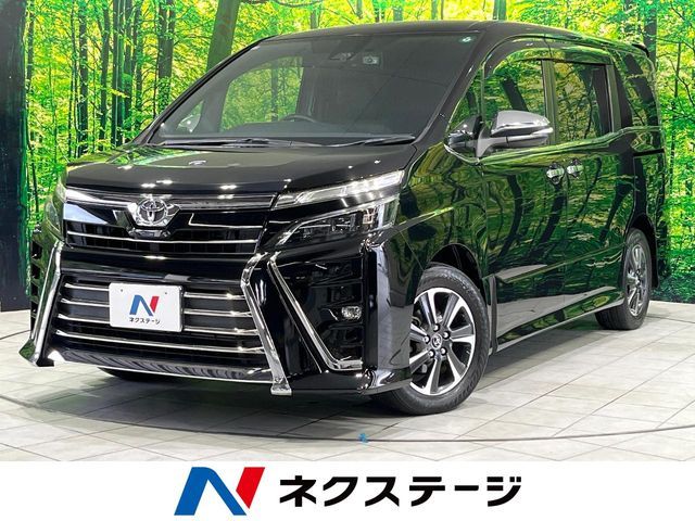 TOYOTA / VOXY