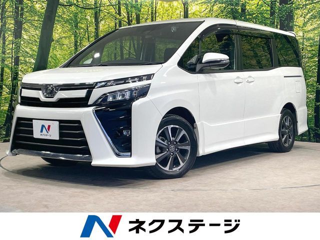 TOYOTA / VOXY