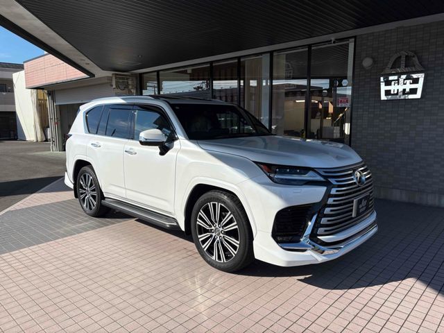 TOYOTA / LEXUS LX600