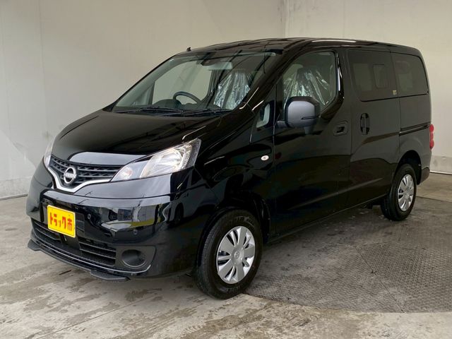 NISSAN / NV200 VANETTE van 4WD