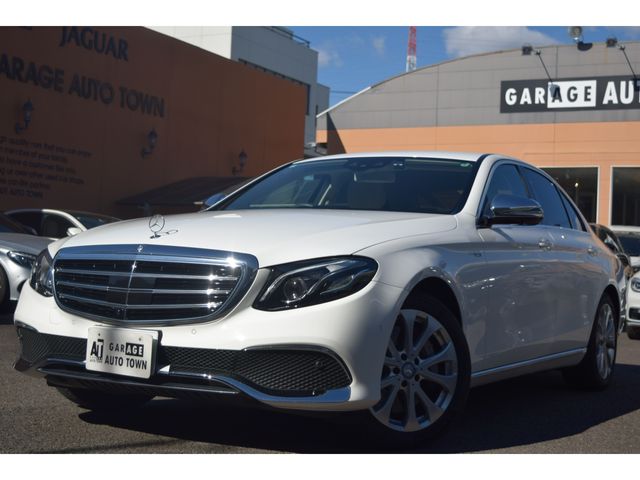 MERCEDES BENZ / MERCEDES BENZ E class sedan