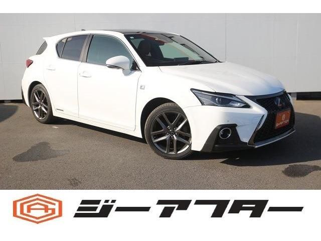 TOYOTA / LEXUS CT200h