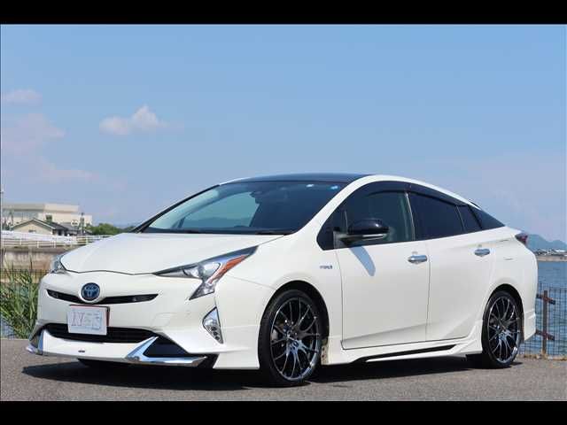TOYOTA / PRIUS