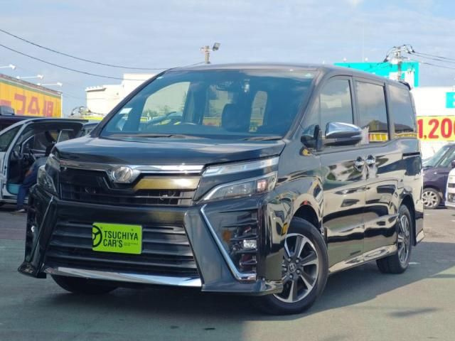 TOYOTA / VOXY