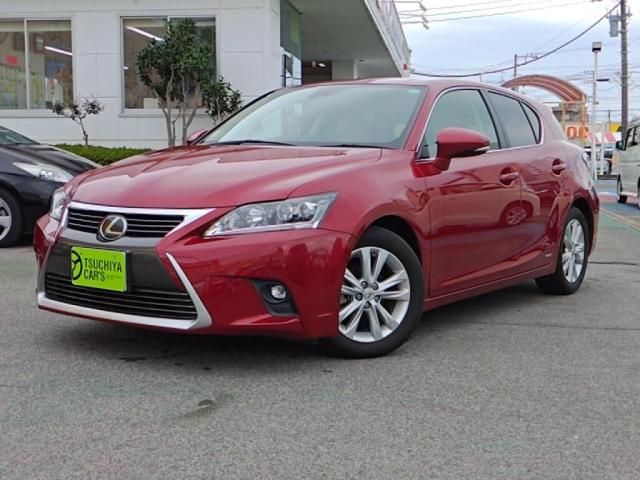 TOYOTA / LEXUS CT200h