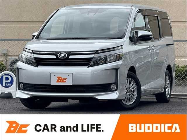 TOYOTA / VOXY