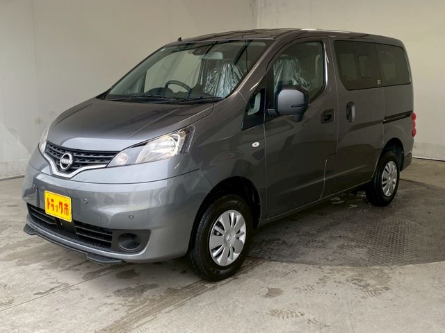 NISSAN / NV200 VANETTE van 4WD