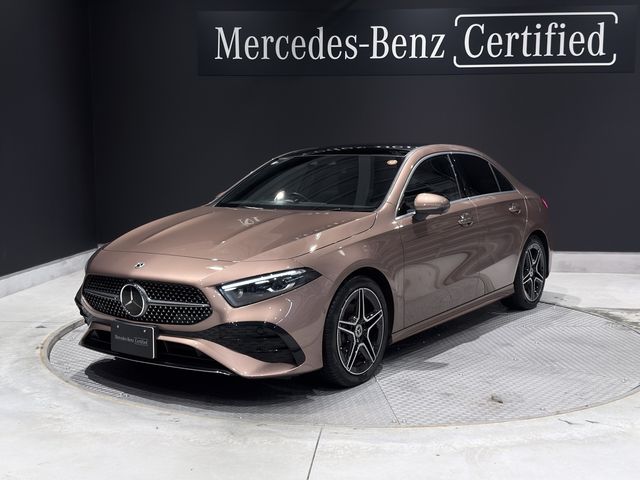 MERCEDES BENZ / MERCEDES BENZ A class sedan