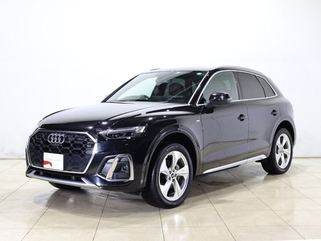 AUDI / AUDI Q5