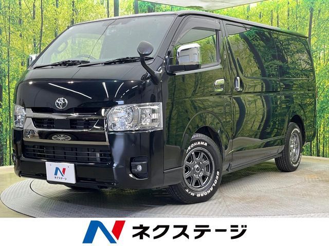 TOYOTA / HIACE van 4WD
