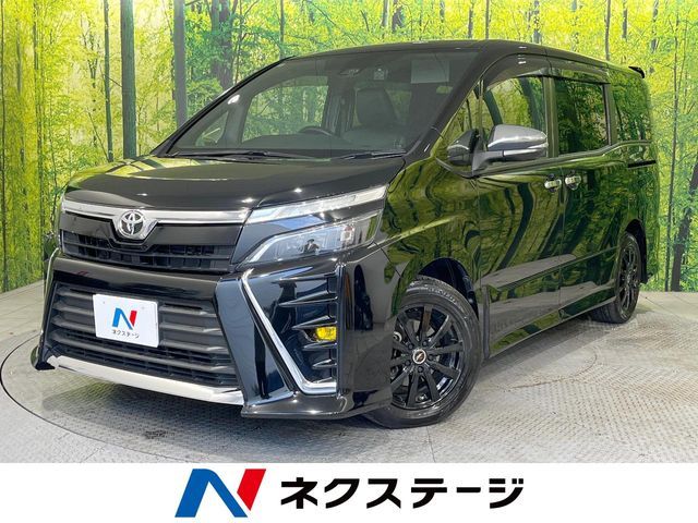 TOYOTA / VOXY