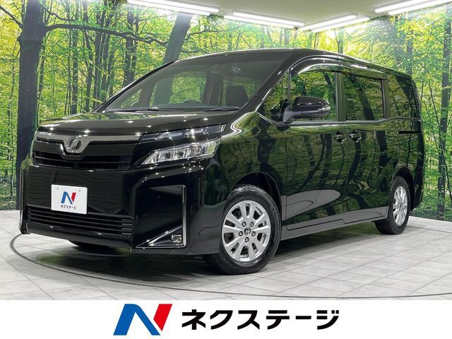 TOYOTA / VOXY